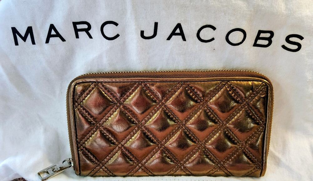 Marc Jacobs Metallic Quilted Patent Leather Wallet with Dust Bag